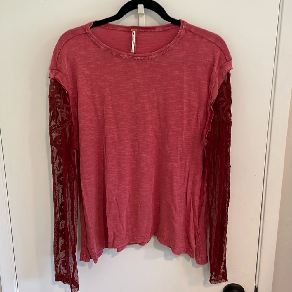 Free People Long Sleep With Lace Arms Medium